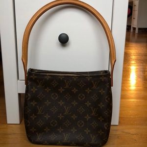 Louis Vuitton Looping MM